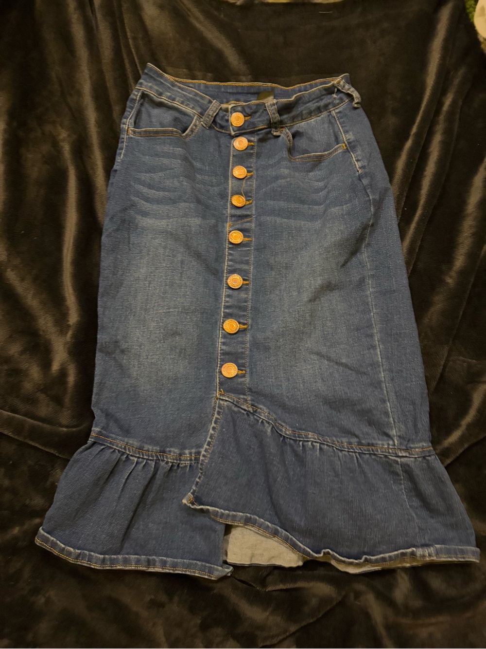 Denim Button-Front Ruffle Hem Skirt - Blue